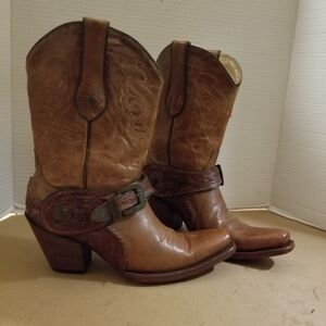 Women's Corral leather cowboy size 7.5